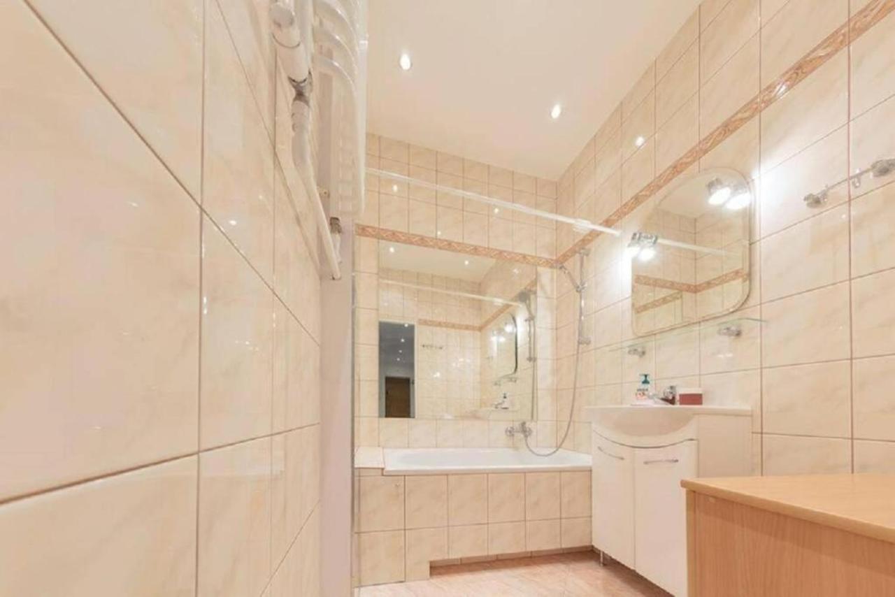 Golden Apartment-Central Location-N41A Varşova Dış mekan fotoğraf